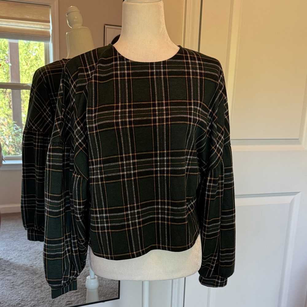 Plaid Long Sleeve Top